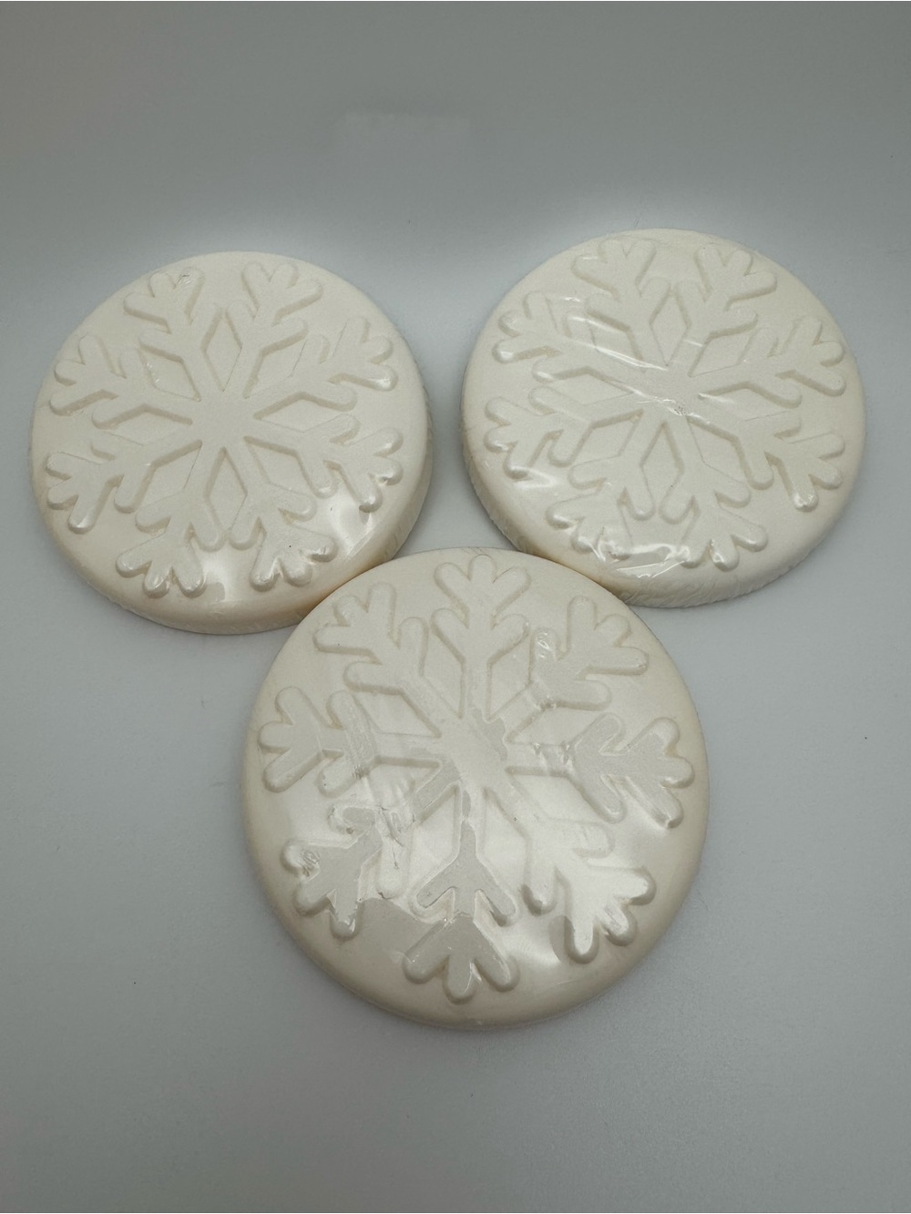 Crate & Barrel Snowflake Guest Soap Set of 3 White Made in USA NWT